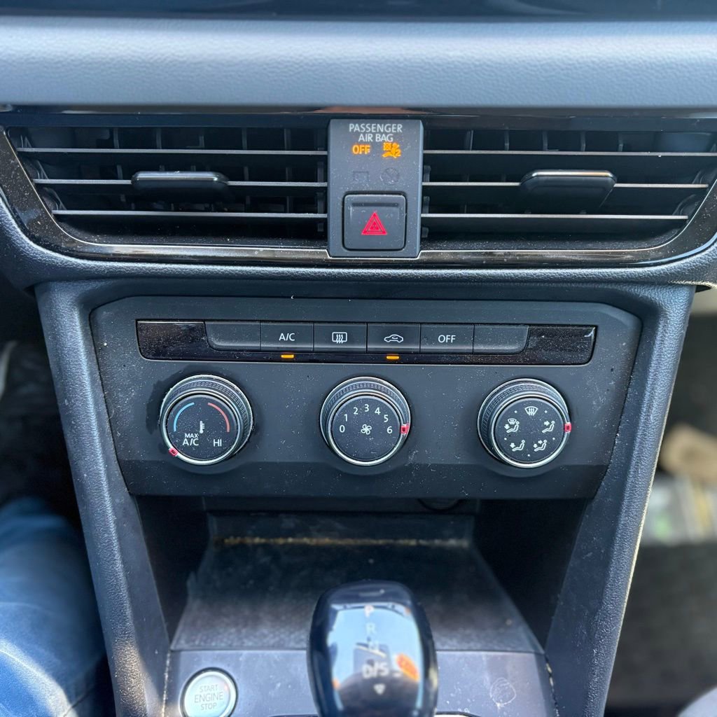 Used 2022 Volkswagen Taos S image 21