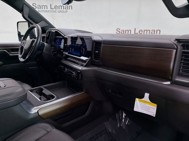 Used 2025 Chevrolet Silverado 2500 High Country w/ Technology Package image 34