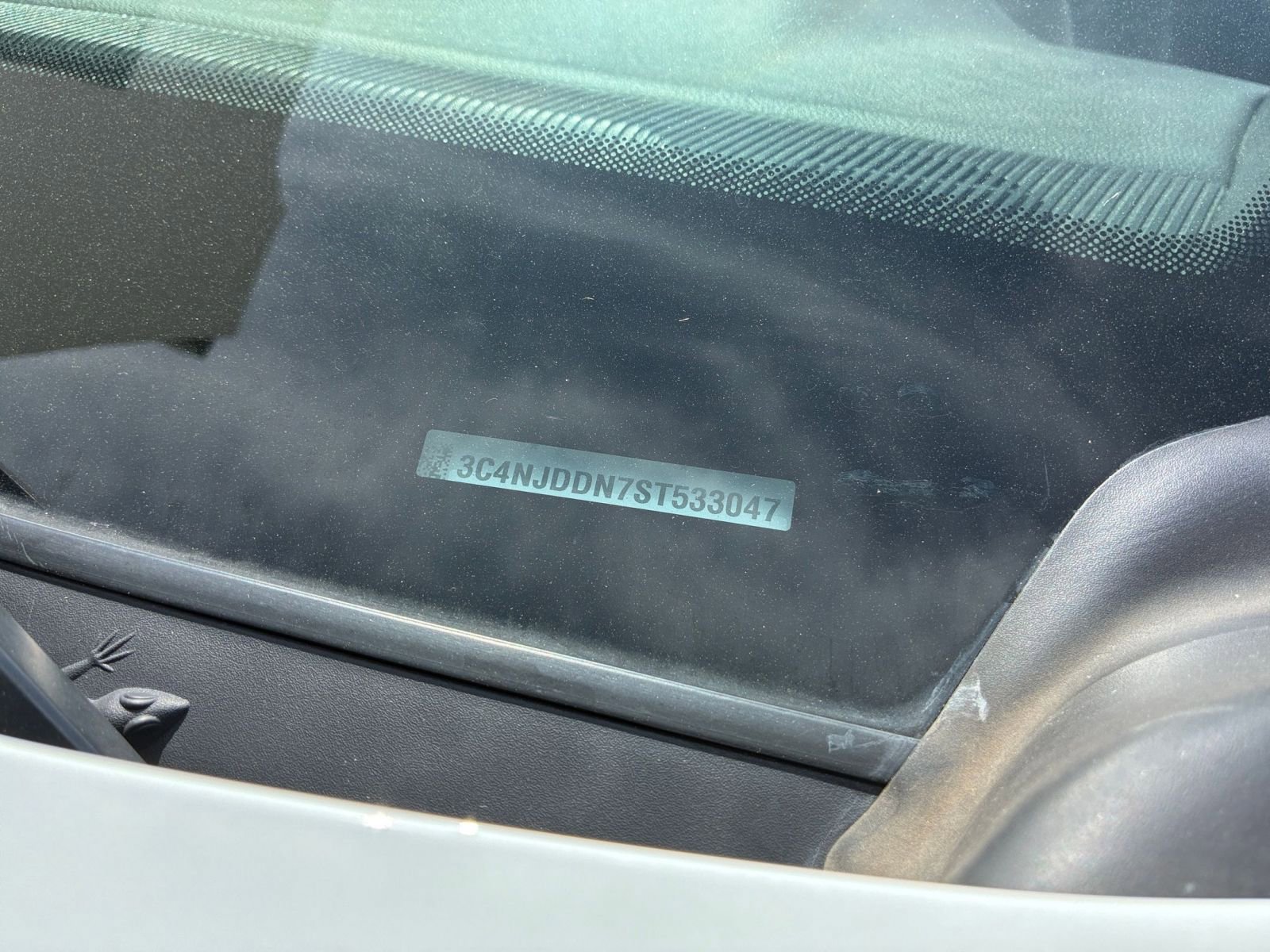 Used 2025 Jeep Compass Trailhawk image 28