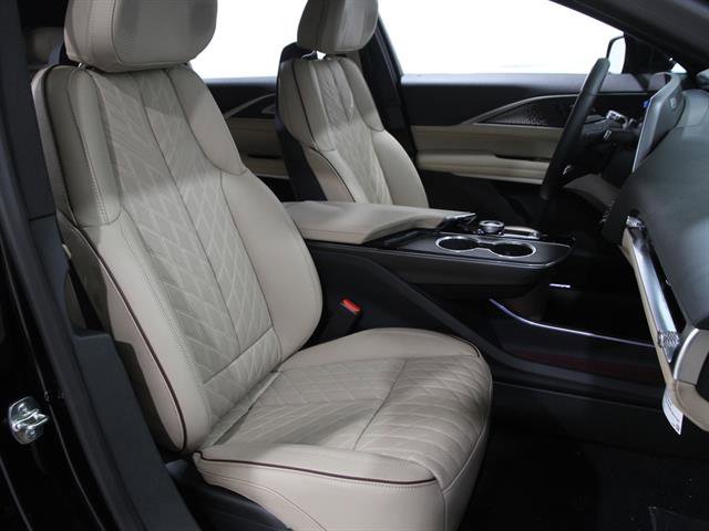 New 2026 Cadillac Lyriq V w/ LPO, Floor Liner Package image 17