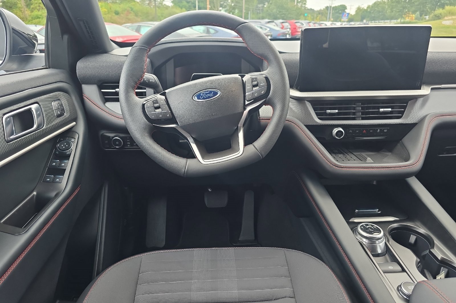 Used 2025 Ford Explorer ST-Line w/ Premium Package image 13