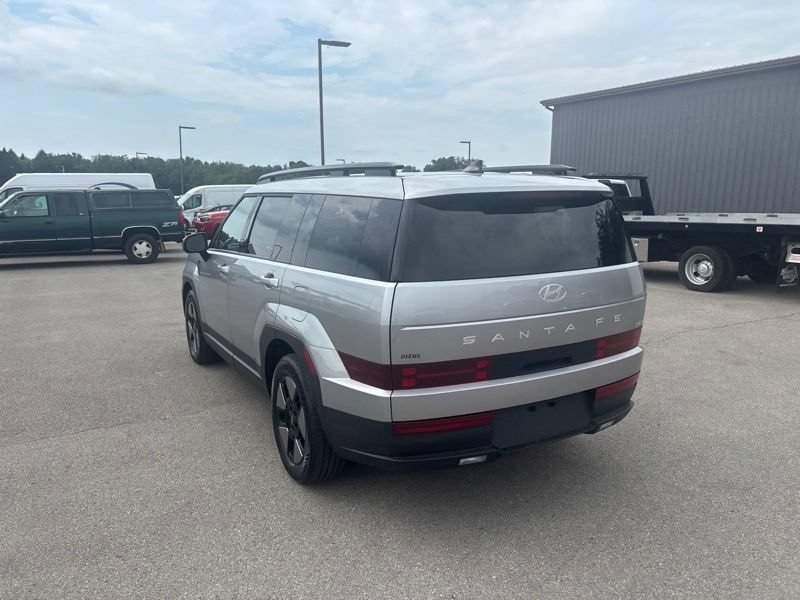Used 2024 Hyundai Santa Fe SEL FWD image 5