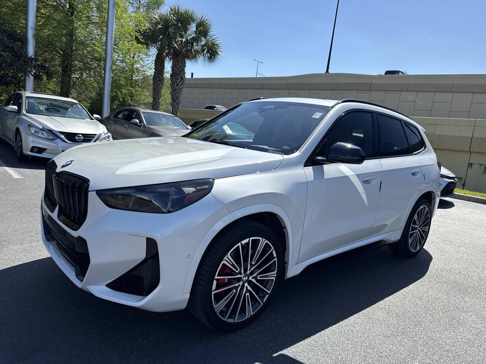 Used 2025 BMW X1 xDrive28i w/ M Sport Package AWD/4WD image 7