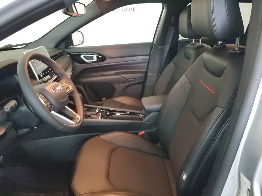 New 2026 Jeep Compass Trailhawk AWD/4WD image 7