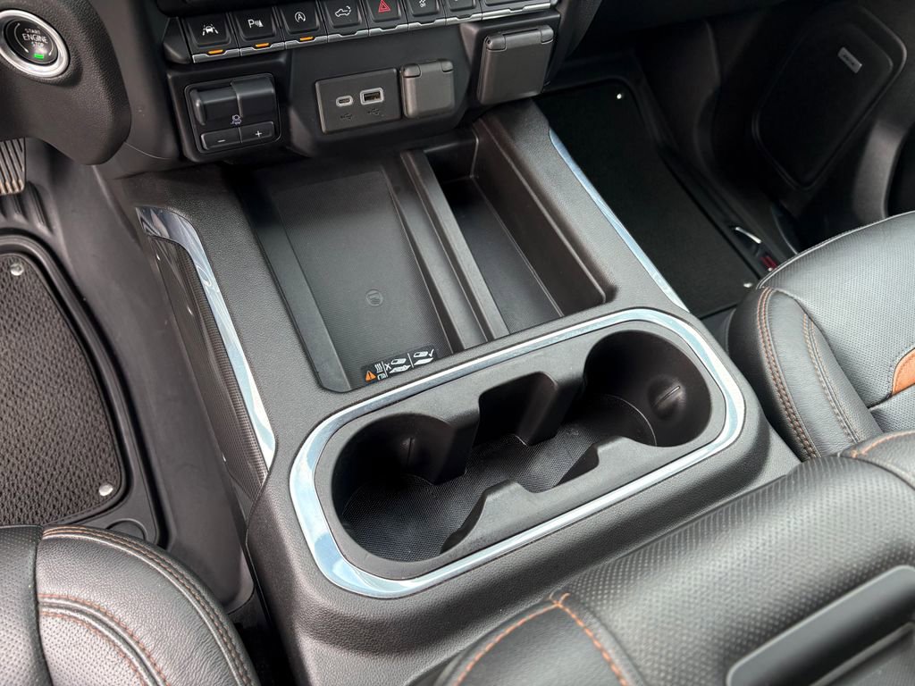 Certified 2021 GMC Sierra 1500 AT4 w/ AT4 Premium Package image 27