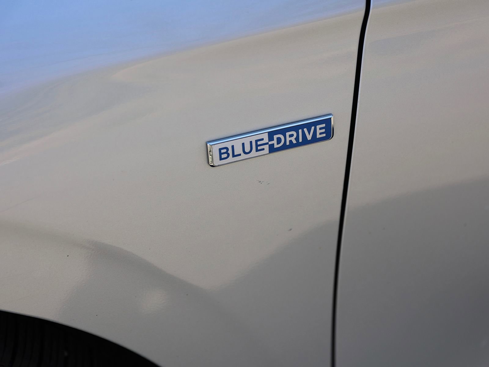 Used 2019 Hyundai Ioniq Limited w/ Ultimate Package 02 image 9