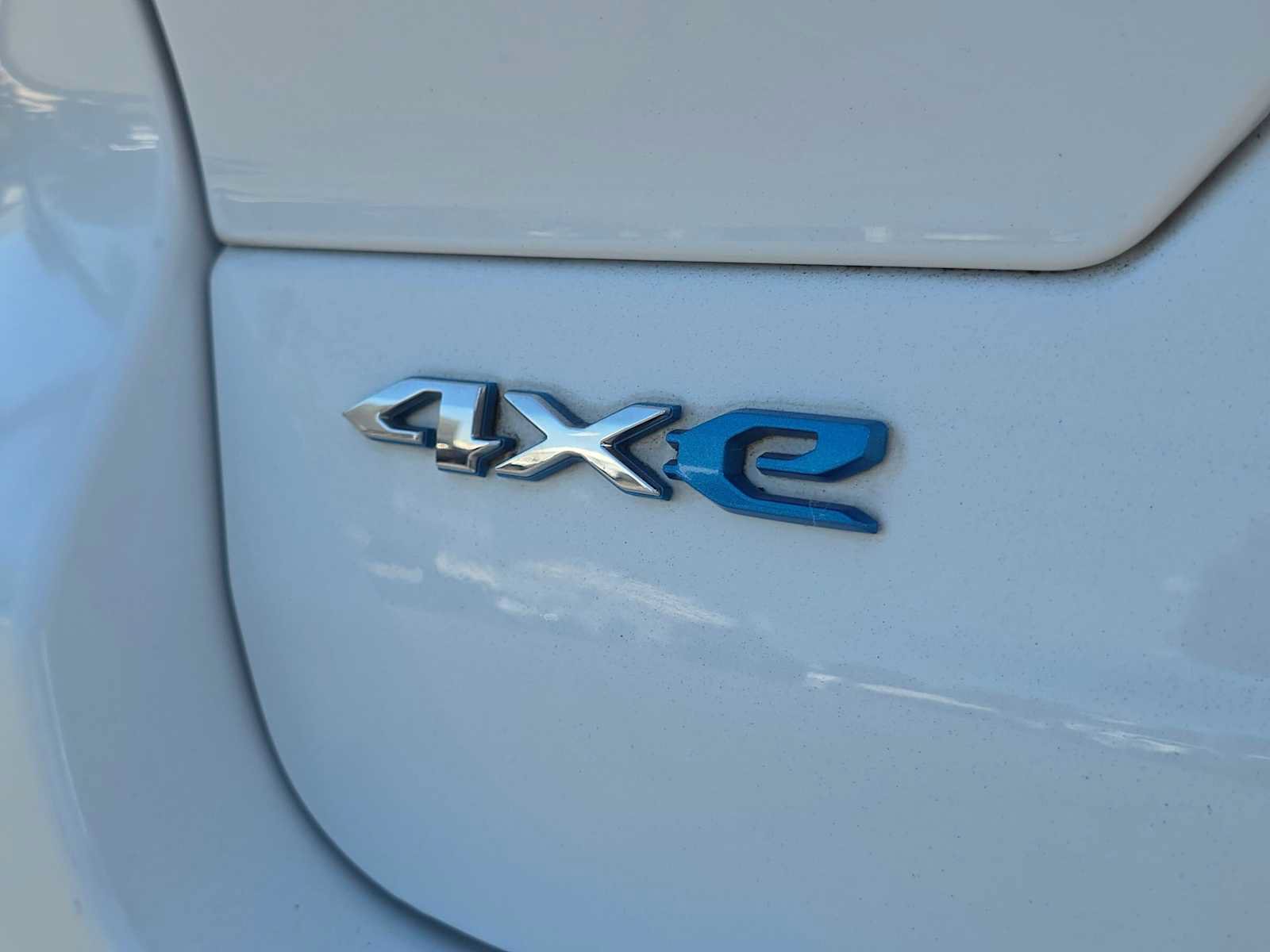 Used 2022 Jeep Grand Cherokee Limited 4xe w/ Luxury Tech Group II AWD/4WD image 14
