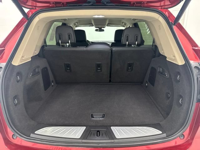 Used 2017 Buick Envision Essence FWD image 25