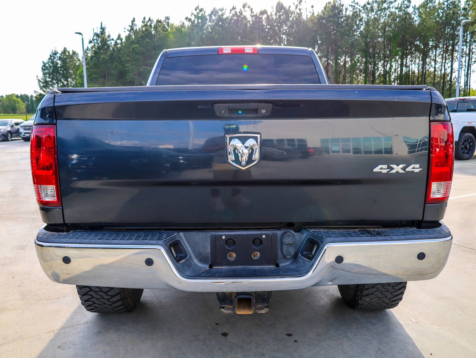 Used 2016 RAM 2500 Tradesman w/ Chrome Appearance Group image 7