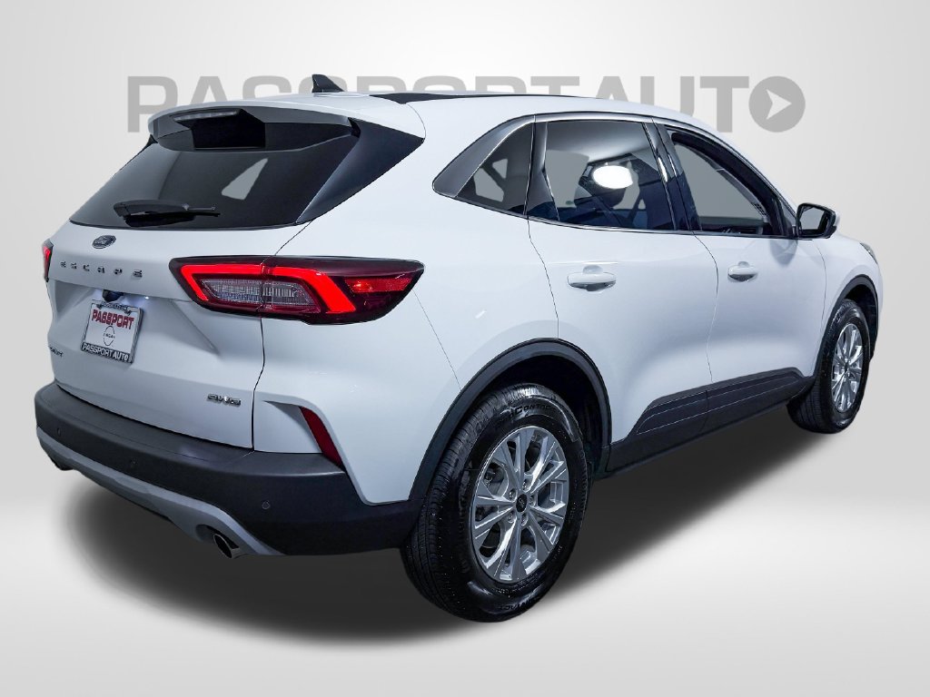 Used 2023 Ford Escape Active w/ Tech Pack #2 AWD/4WD image 8