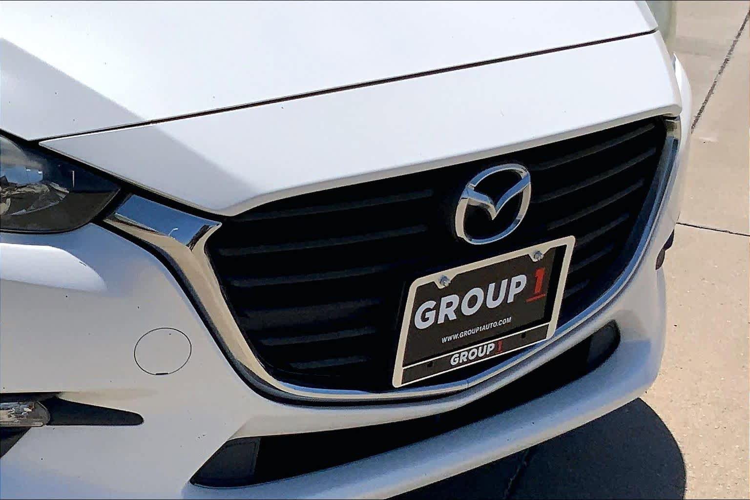 Used 2018 MAZDA MAZDA3 Touring FWD image 28