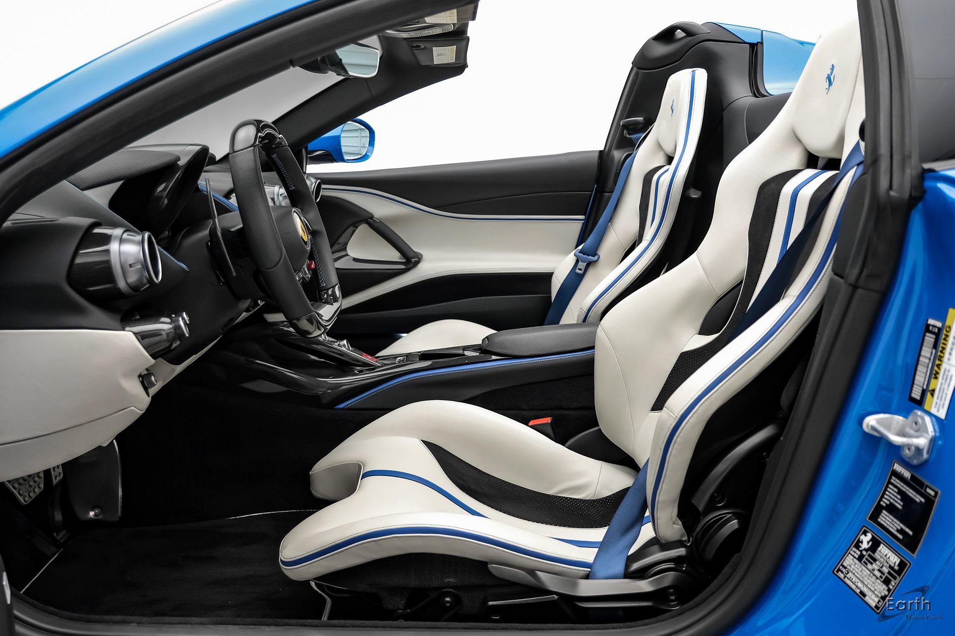 Used 2022 Ferrari 812 GTS RWD image 42