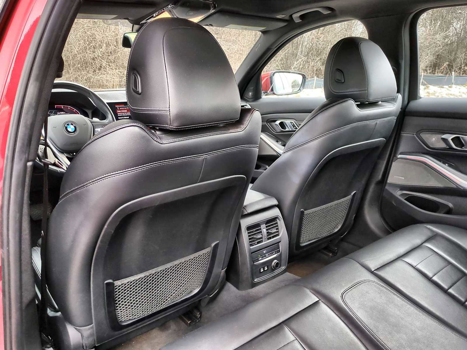 Used 2020 BMW 330i xDrive Sedan w/ Premium Package image 18