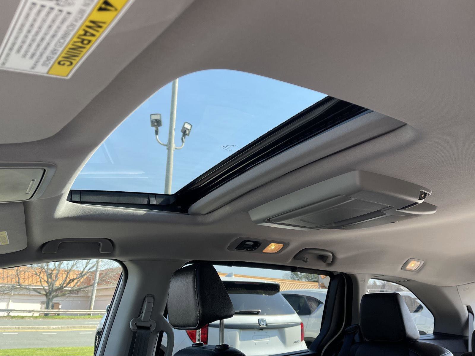 Used 2023 Honda Odyssey Touring image 15