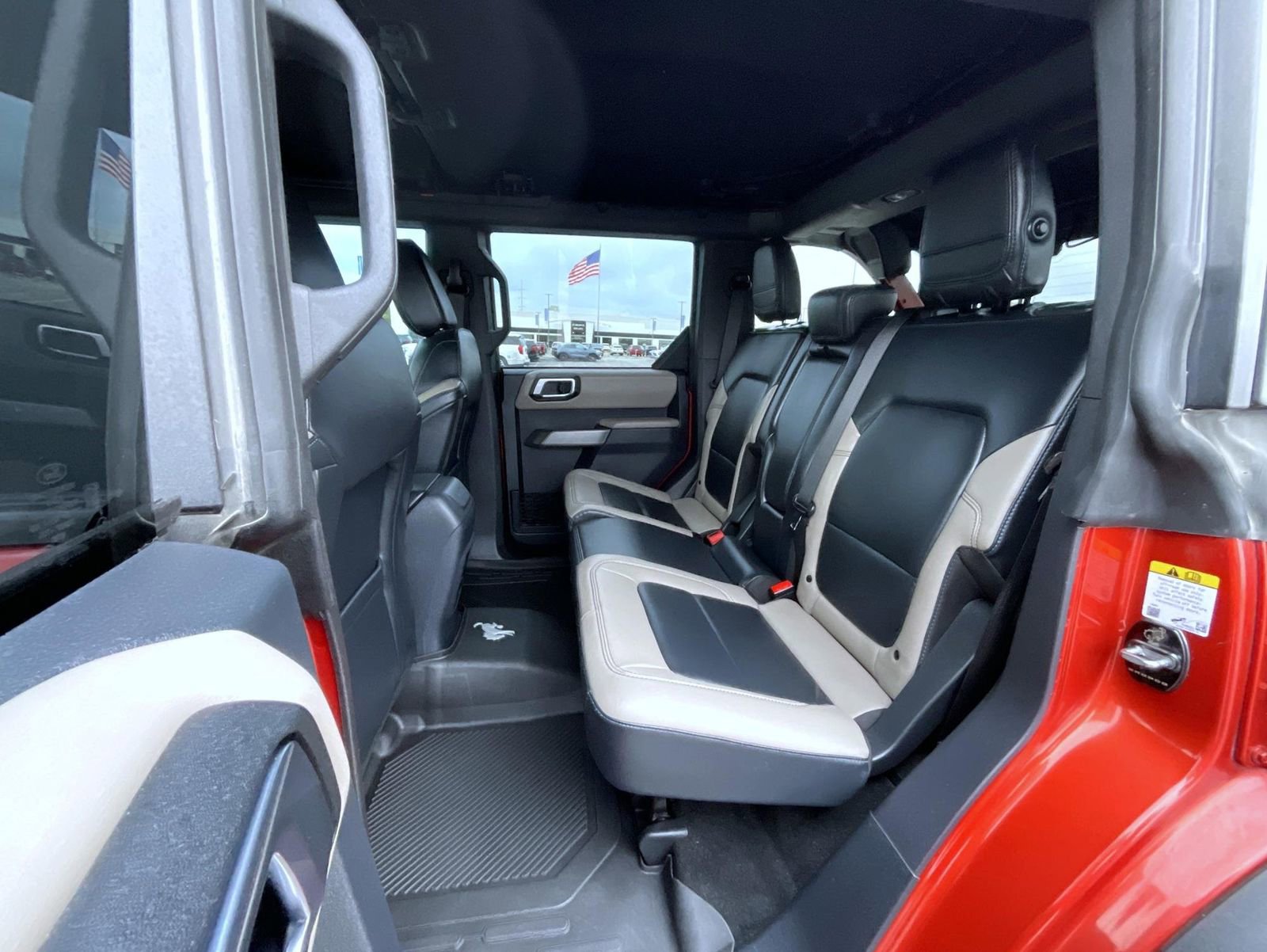 Used 2023 Ford Bronco Wildtrak image 19