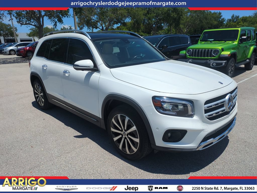 Used 2021 Mercedes-Benz GLB 250 image 1