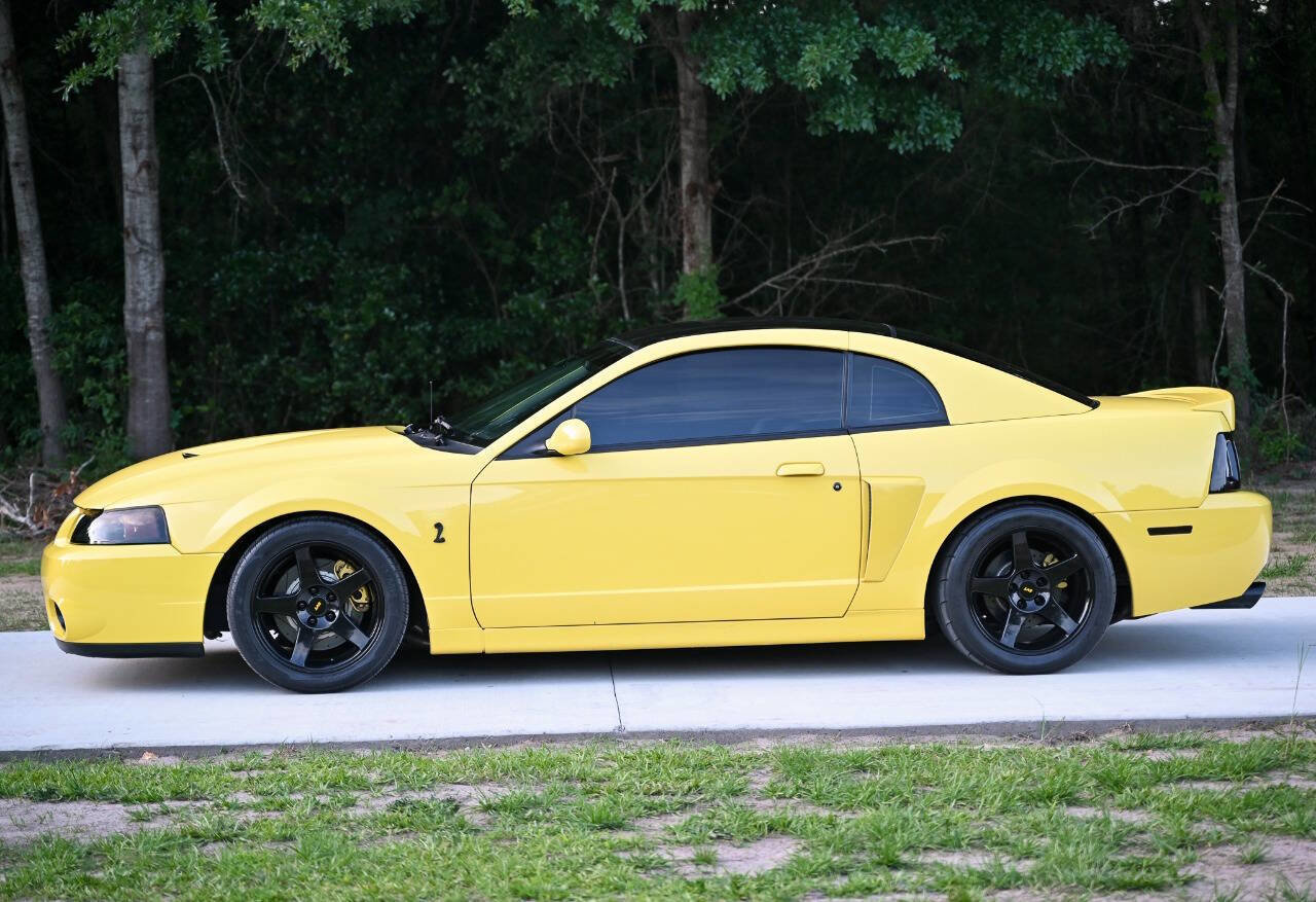 Used 2003 Ford Mustang Cobra RWD image 12