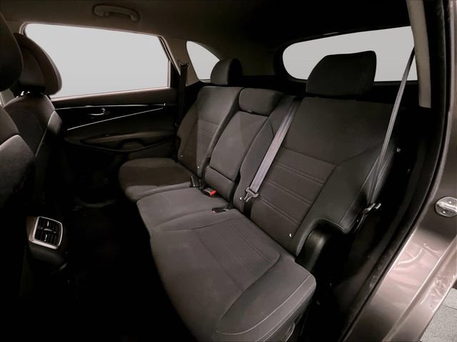 Used 2016 Kia Sorento FWD image 25