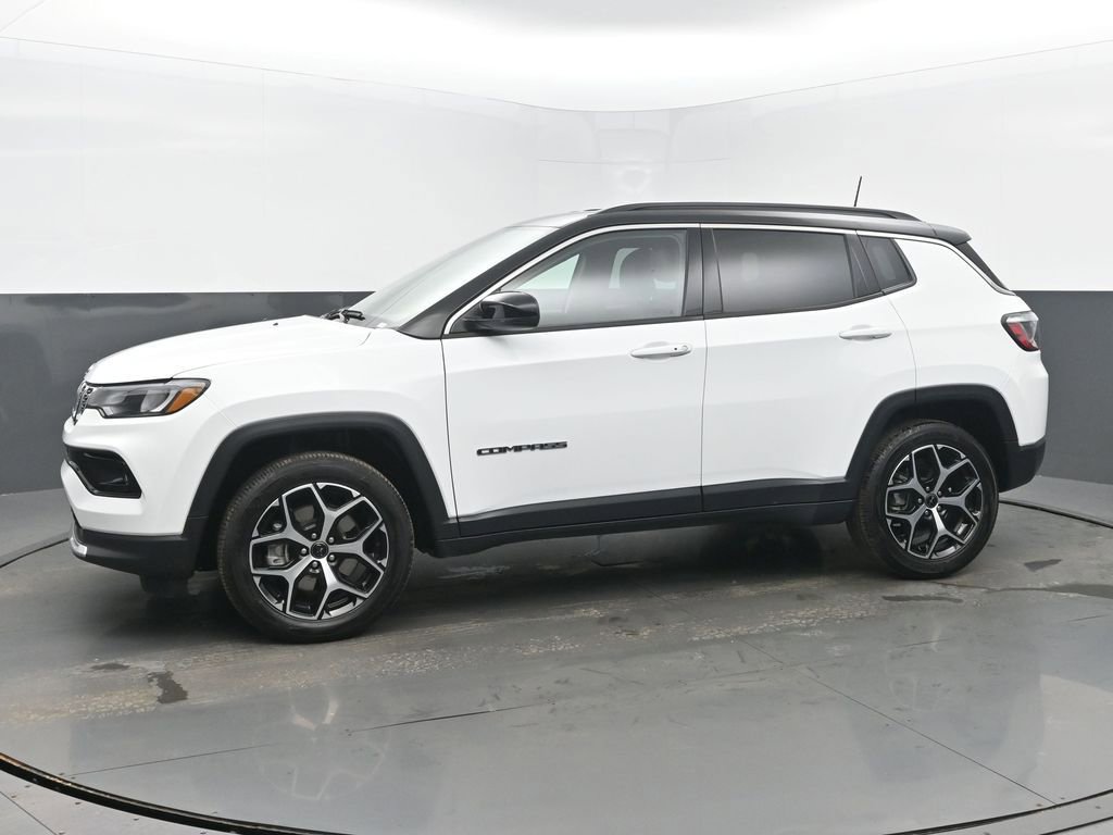 Used 2025 Jeep Compass Limited image 2