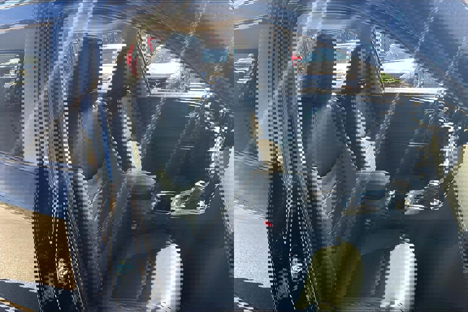 Used 2024 Toyota RAV4 XLE Premium w/ Weather Package image 9