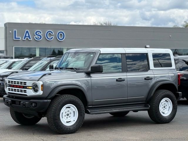 Used 2025 Ford Bronco Heritage Edition AWD/4WD image 1
