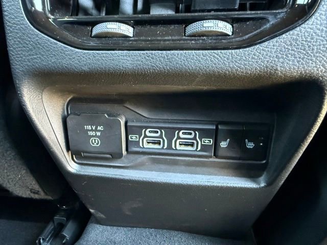 Used 2024 Jeep Grand Cherokee Limited image 10