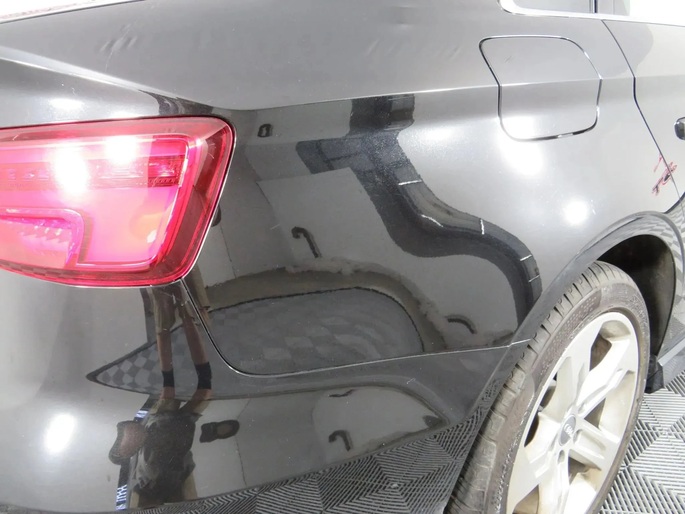 Used 2018 Audi A3 2.0T Premium Plus w/ Premium Plus Package AWD/4WD image 31