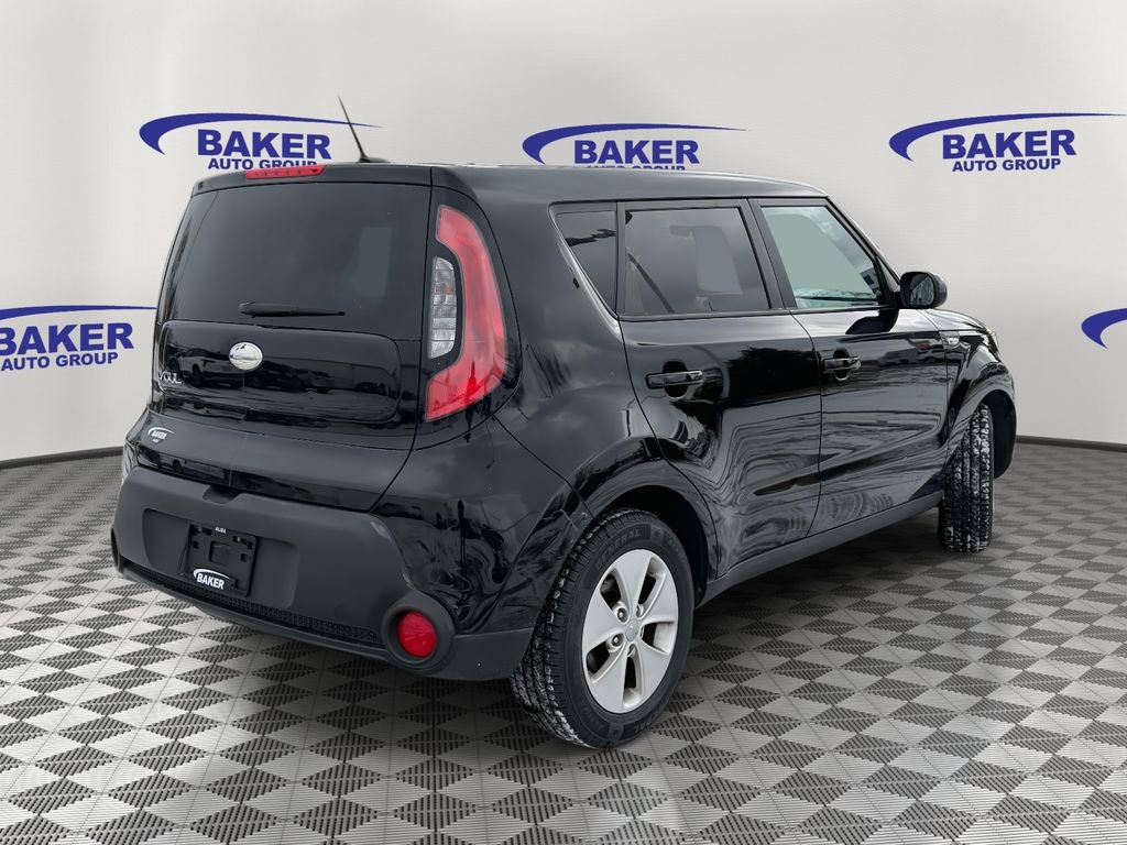 Used 2014 Kia Soul Base image 2