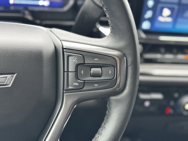 Used 2024 Chevrolet Silverado 2500 ZR2 w/ Technology Package image 28