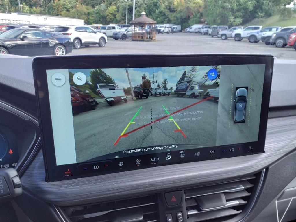 New 2024 Ford Escape SE w/ PHEV Premium Package image 25