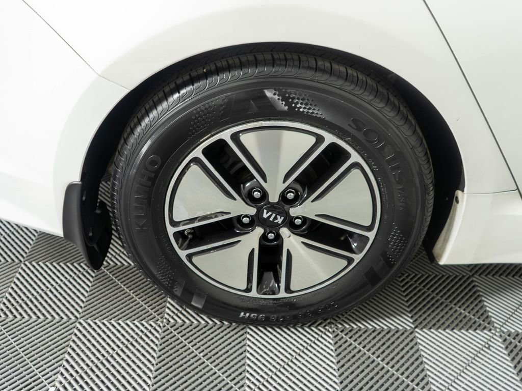 Used 2013 Kia Optima LX w/ Hybrid Convenience Pkg FWD image 29