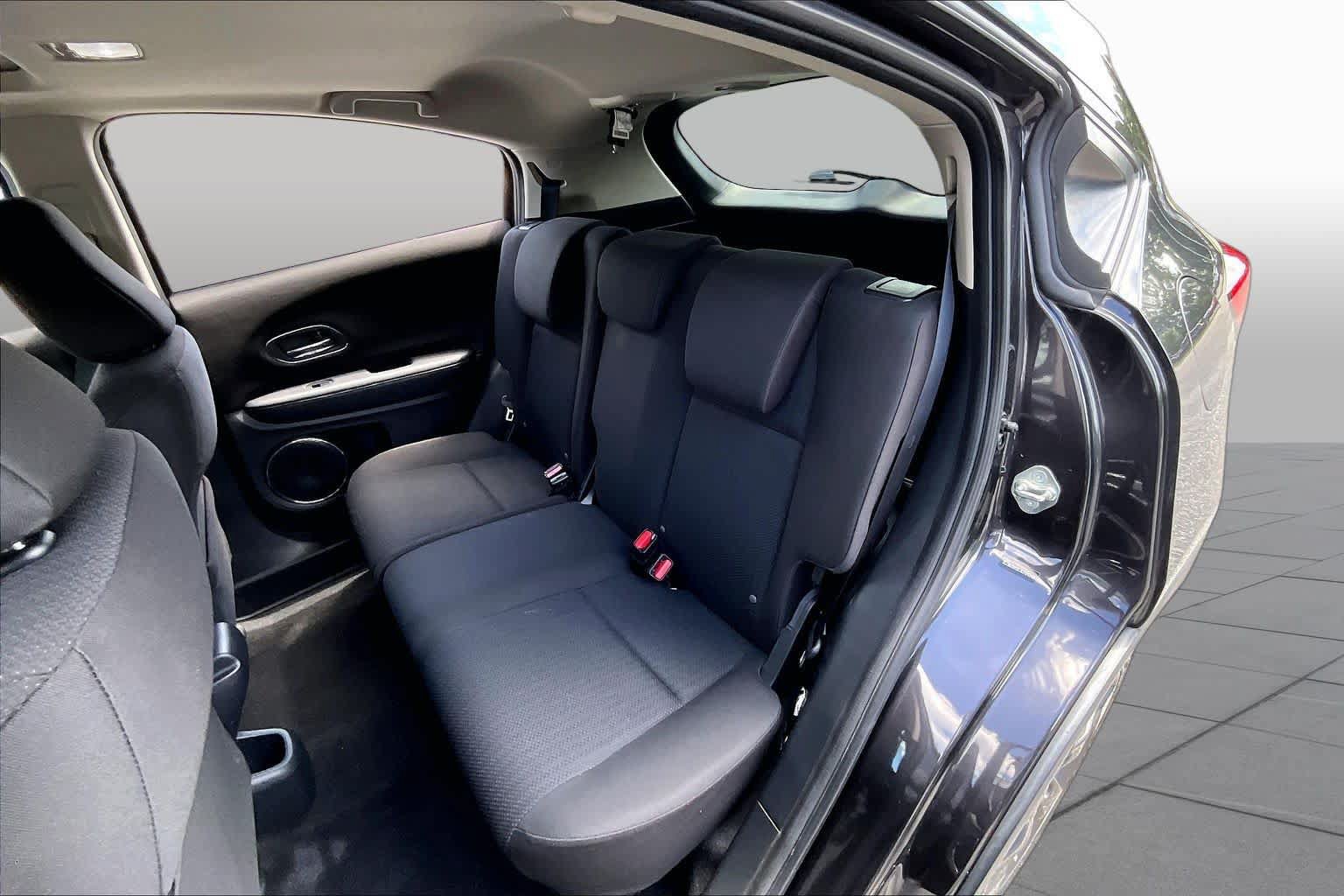 Used 2018 Honda HR-V EX image 20