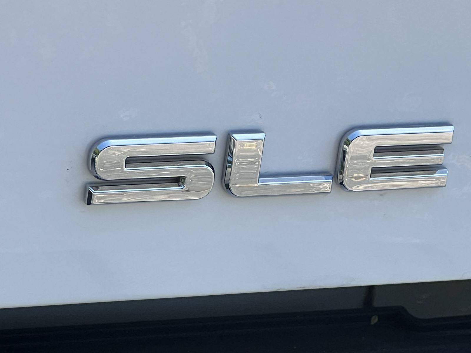 Used 2017 GMC Sierra 1500 SLE w/ SLE Value Package AWD/4WD image 11