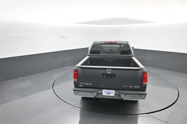 Used 2014 Nissan Titan SV w/ SV Value Truck Package AWD/4WD image 25