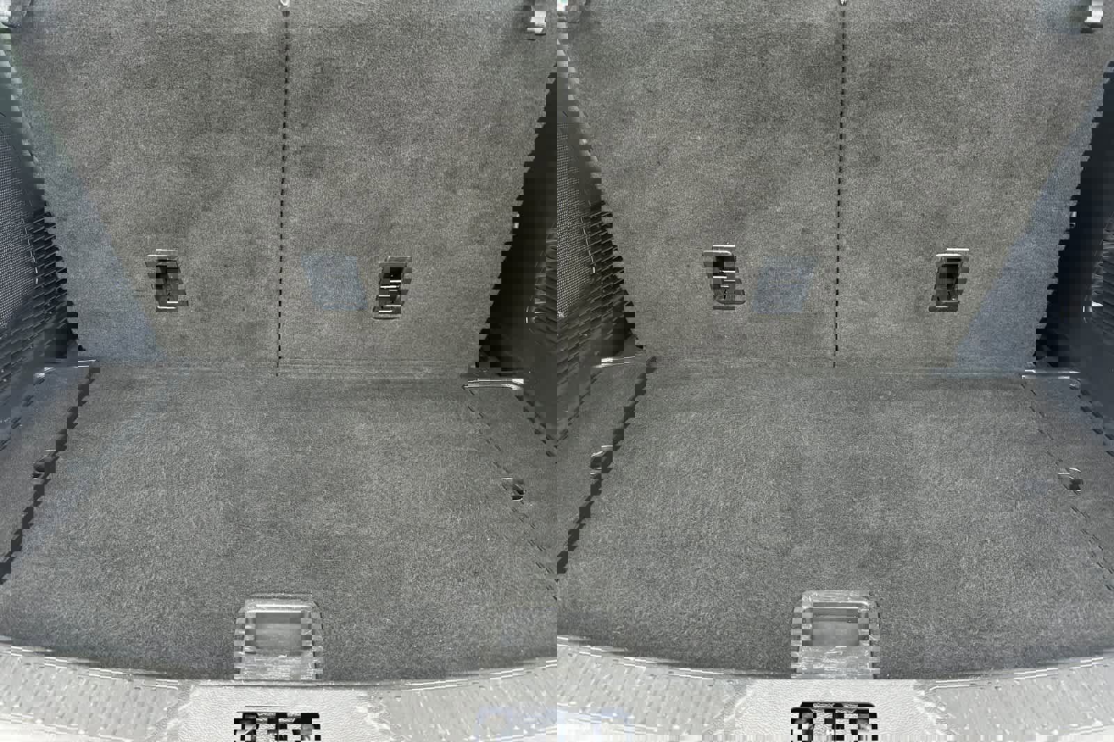 Certified 2025 Ford Explorer Platinum w/ Ultimate Package image 16