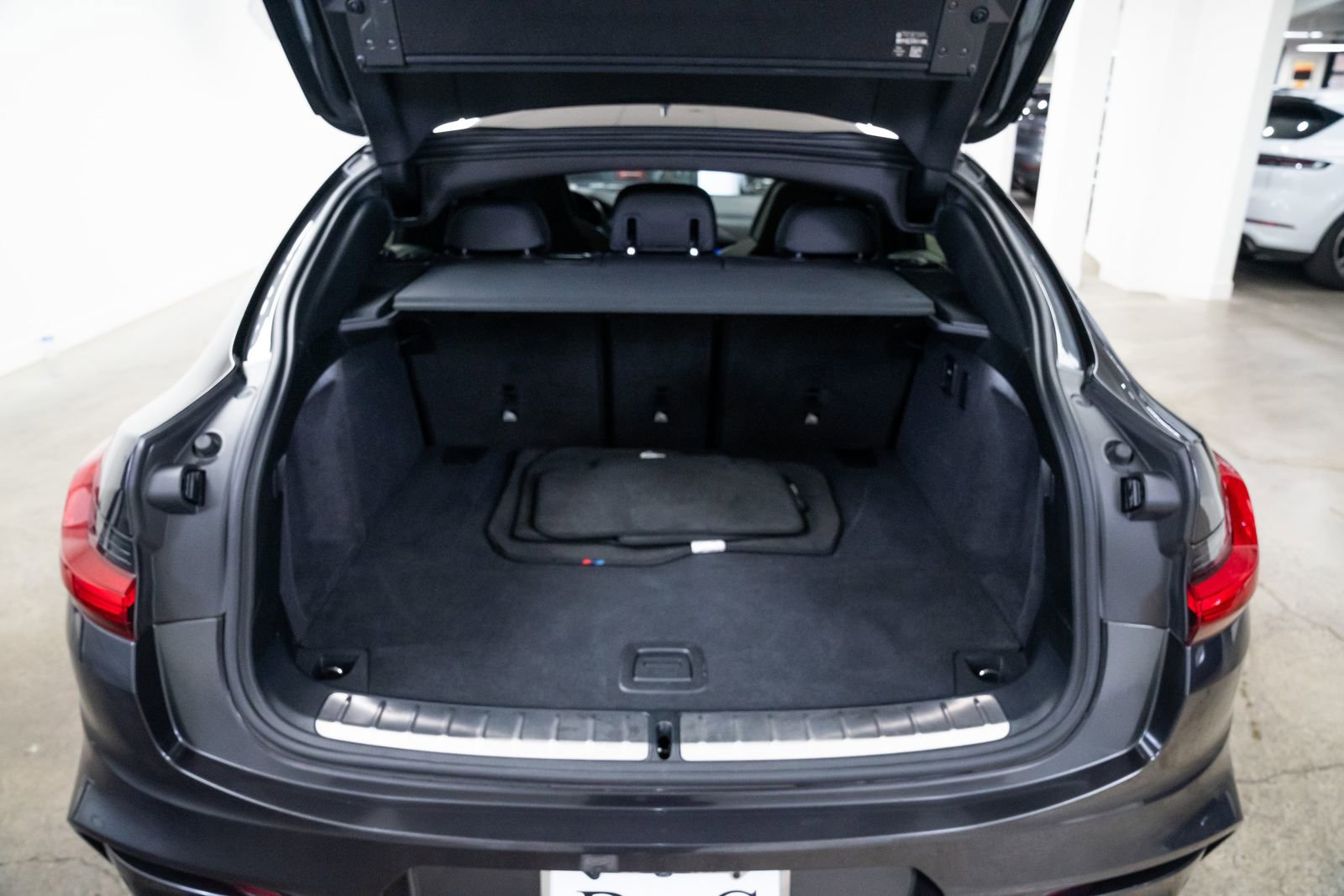 Used 2021 BMW X4 M w/ Competition Package image 8