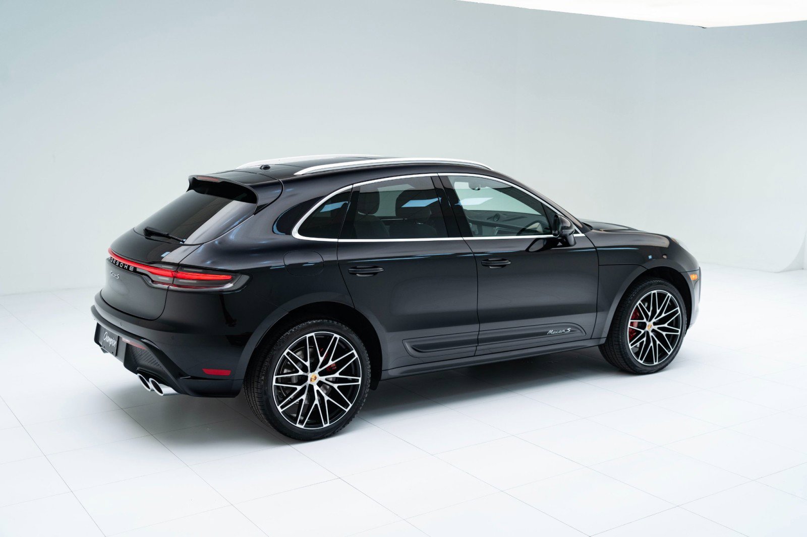 New 2025 Porsche Macan S image 9