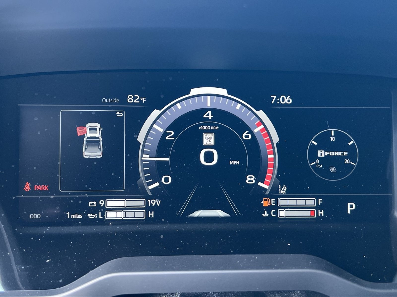 New 2026 Toyota Tundra Platinum AWD/4WD image 12