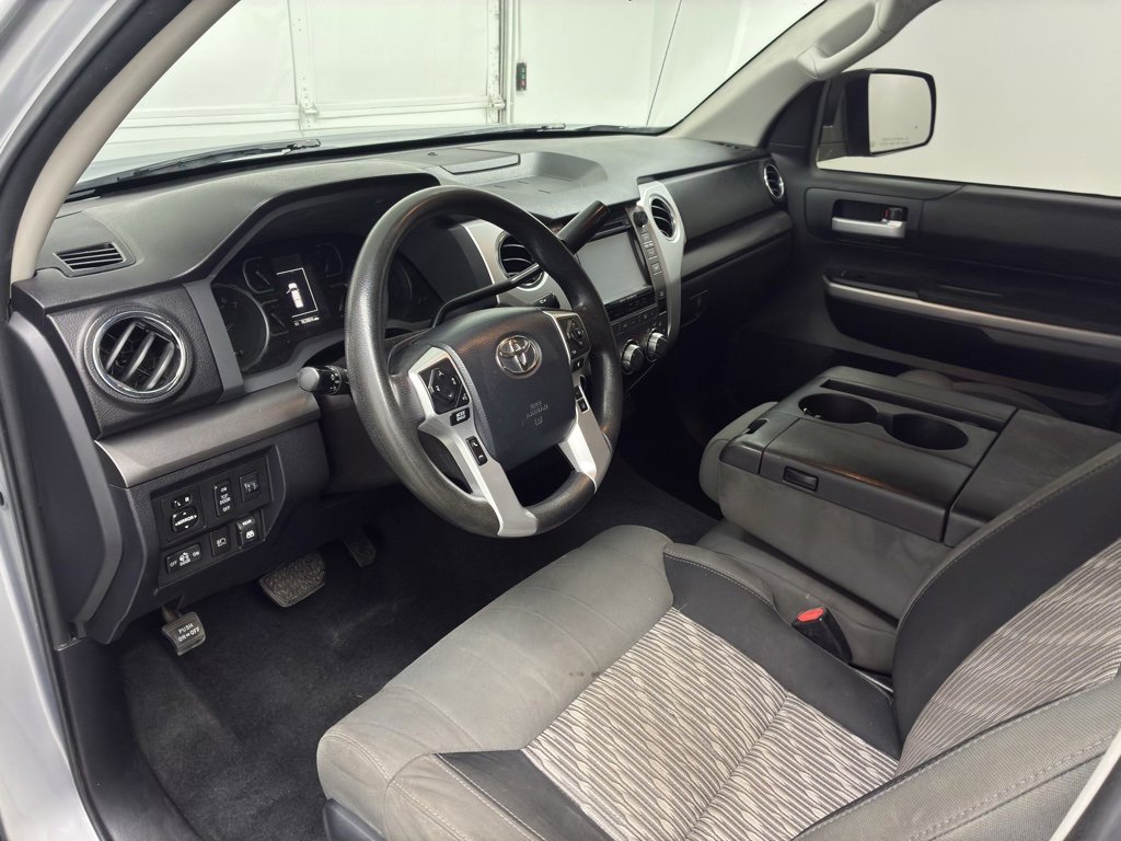 Used 2018 Toyota Tundra SR5 image 17