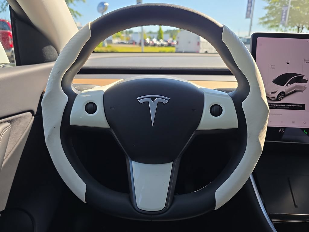 Used 2020 Tesla Model Y Long Range AWD/4WD image 18