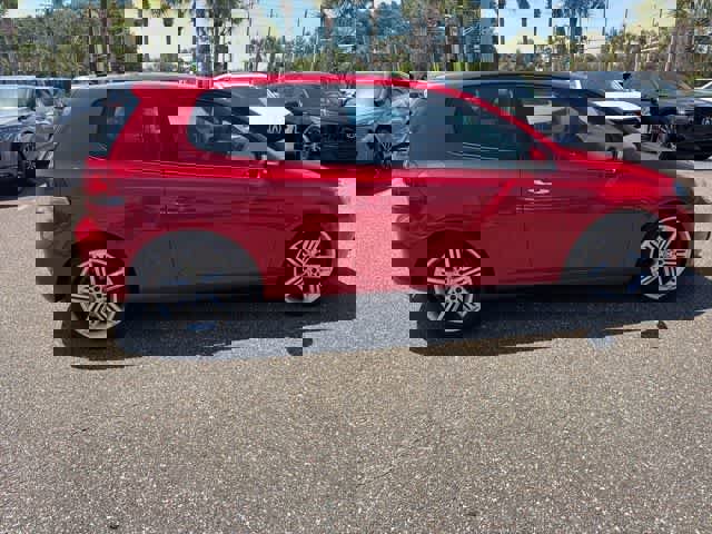 Used 2012 Volkswagen Golf TDI image 10