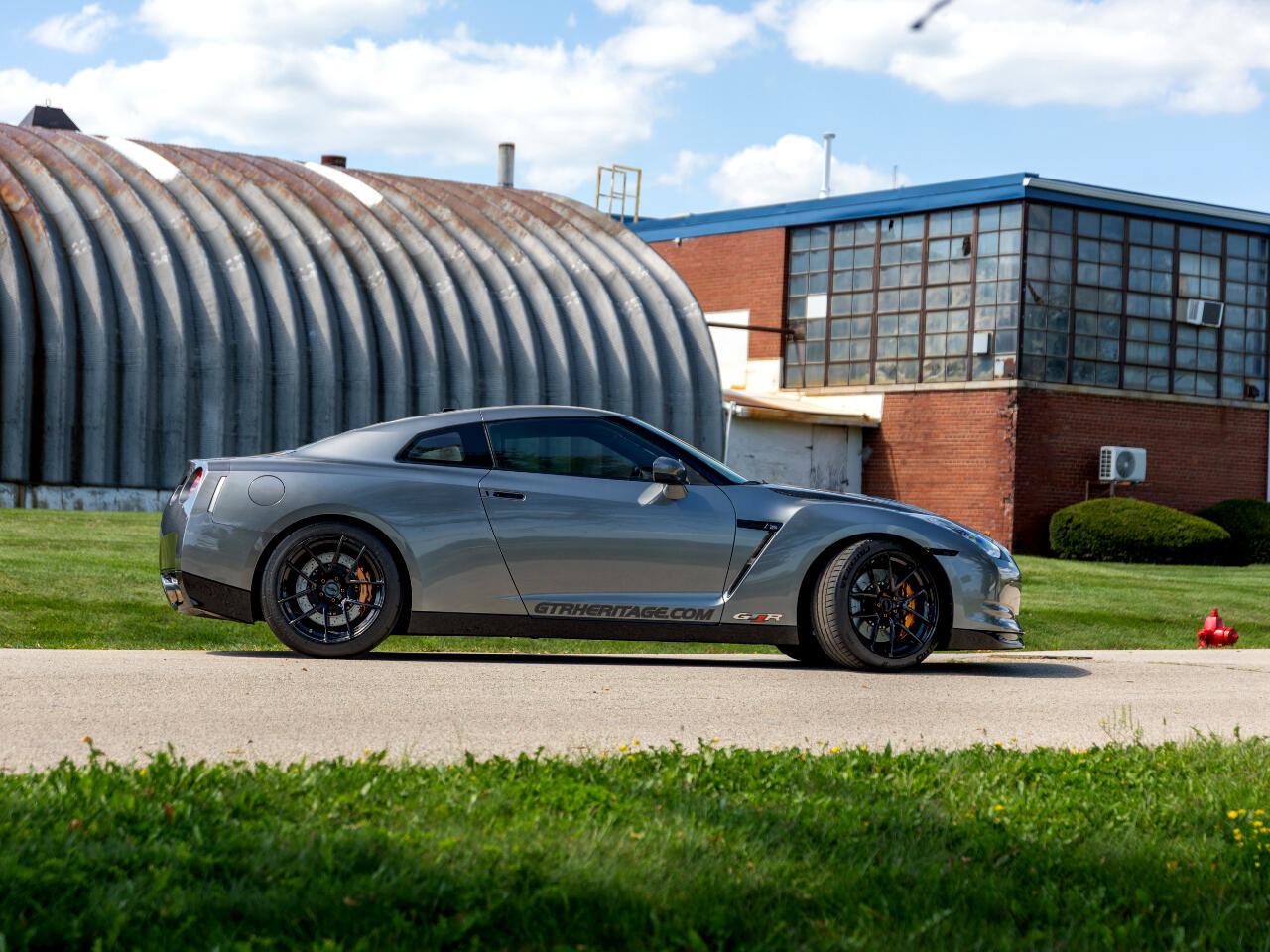 Used 2009 Nissan GT-R Premium image 4
