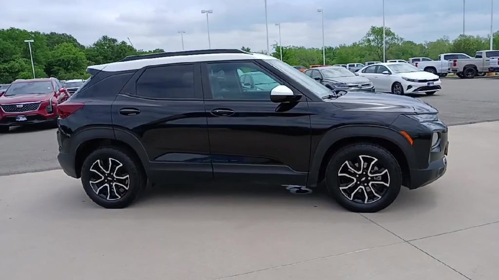 Used 2021 Chevrolet TrailBlazer ACTIV w/ Convenience Package image 9