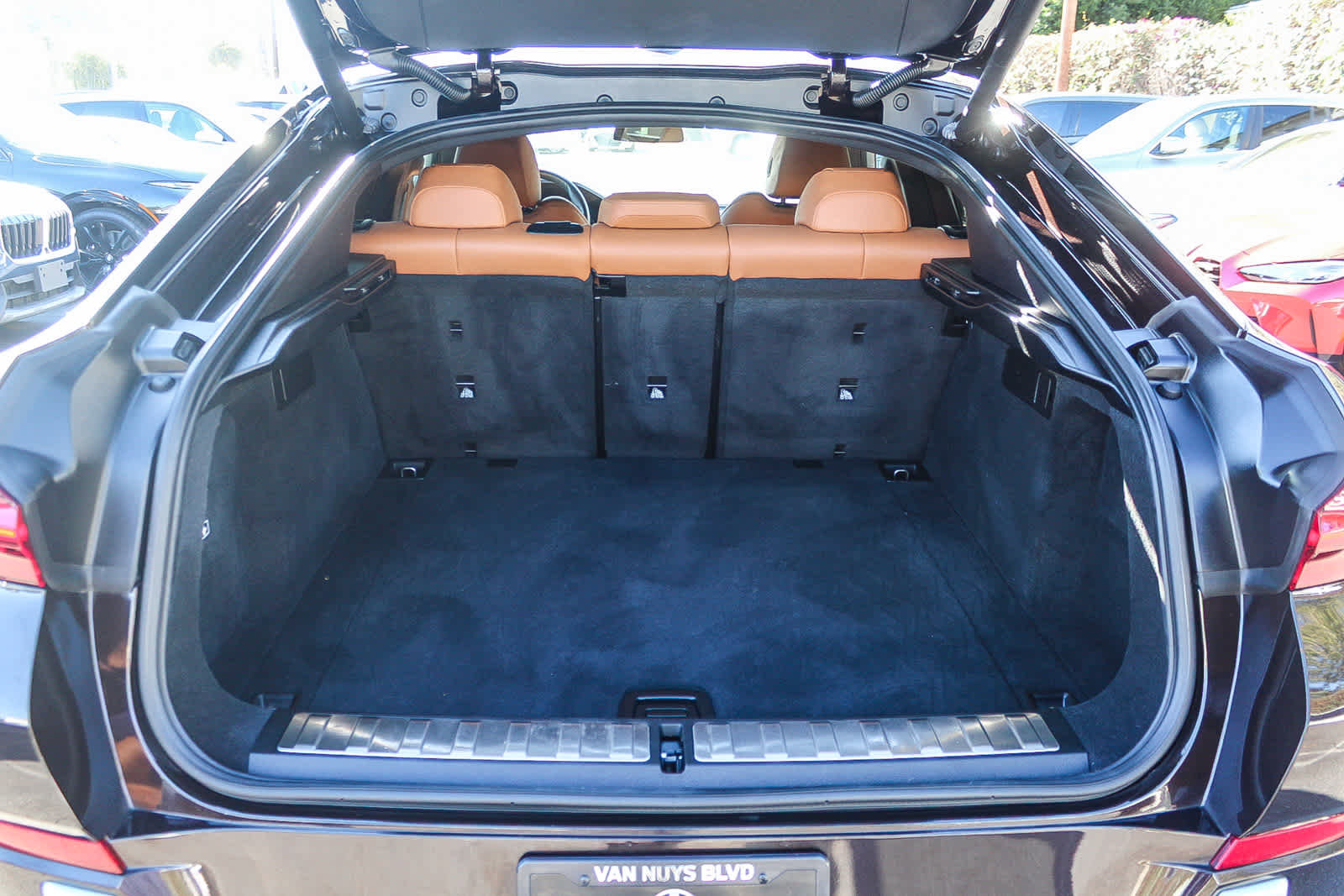 Certified 2023 BMW X6 xDrive40i image 24