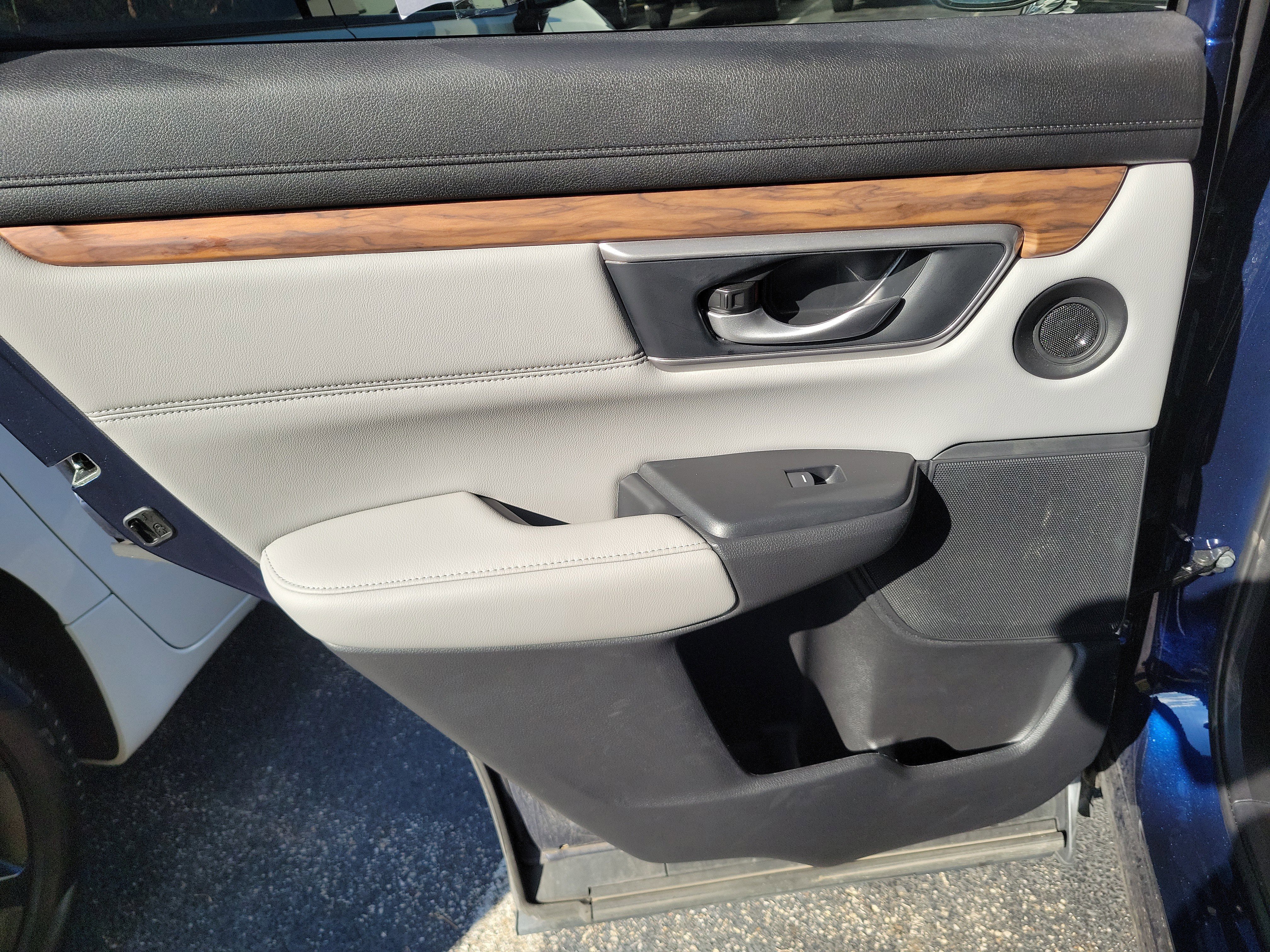 Used 2022 Honda CR-V EX-L image 14