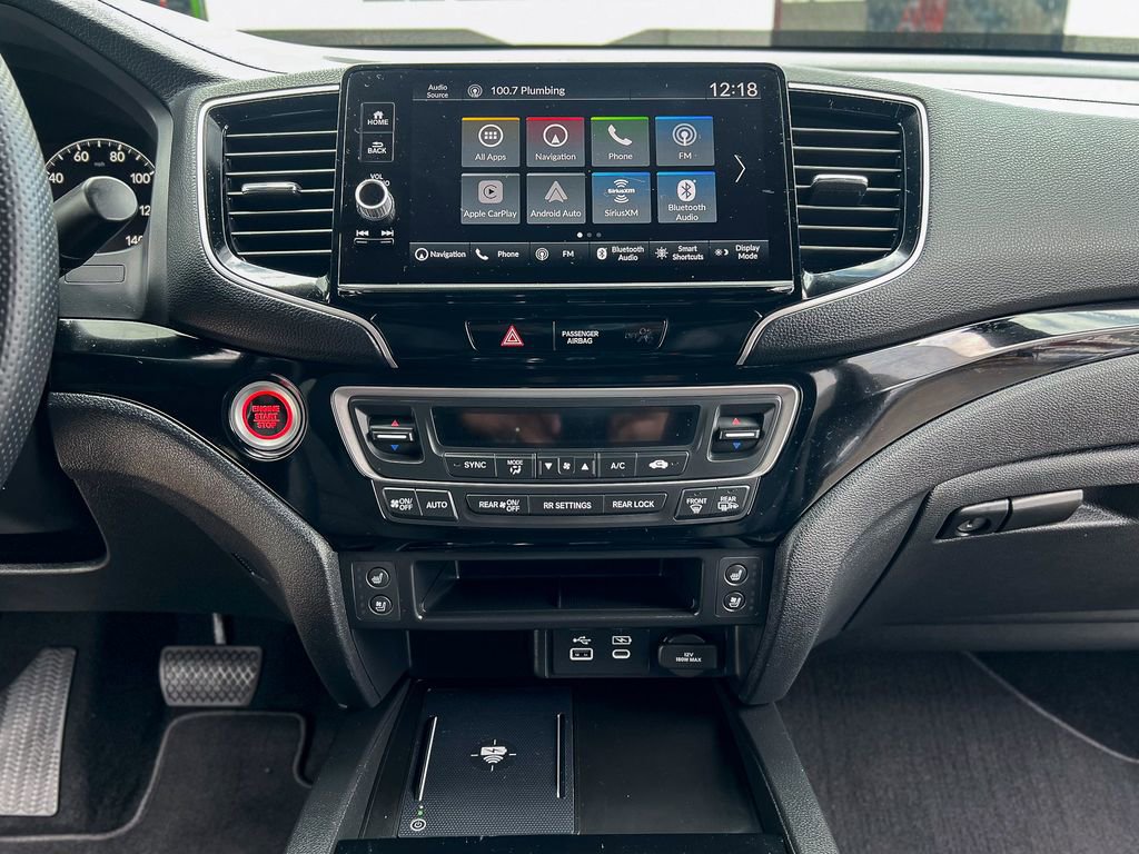 Certified 2025 Honda Ridgeline Black Edition image 29