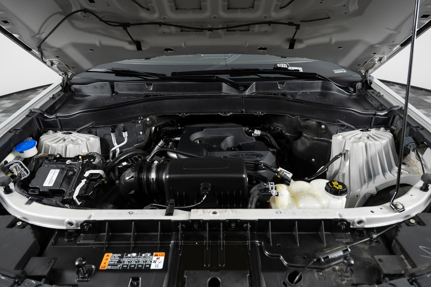 Used 2020 Ford Explorer XLT w/ Equipment Group 202A image 45