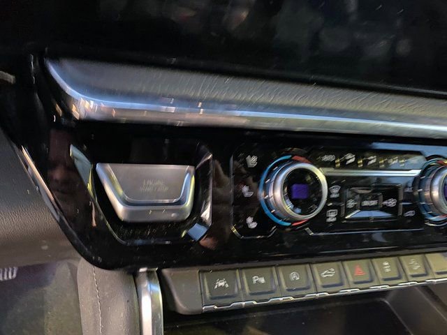 Used 2024 GMC Sierra 1500 Denali w/ Technology Package AWD/4WD image 19