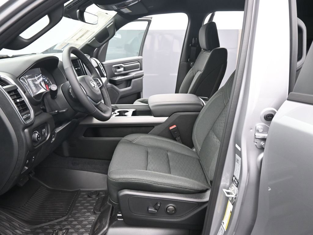 New 2025 RAM 1500 Big Horn image 10