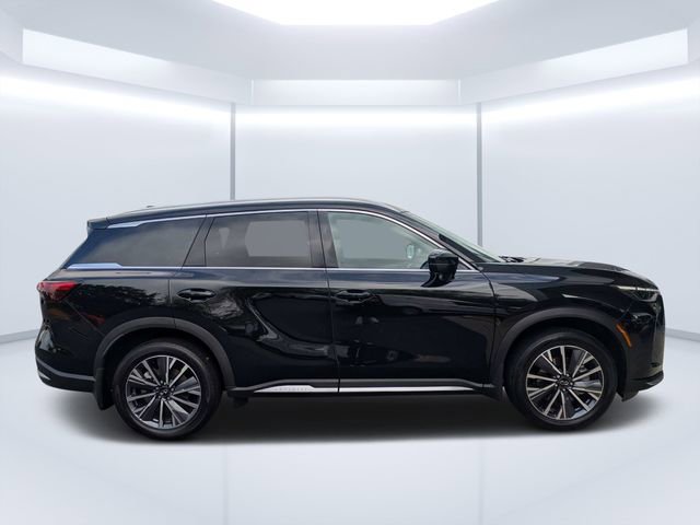 Used 2026 INFINITI QX60 Luxe w/ Cargo Package FWD image 2